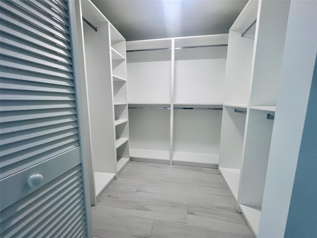 601 E Dania Beach Boulevard - Photo 5