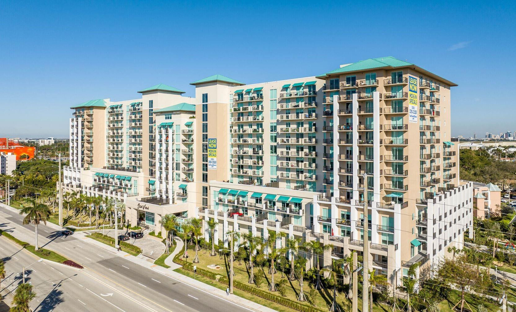 601 E Dania Beach Boulevard - Photo 11