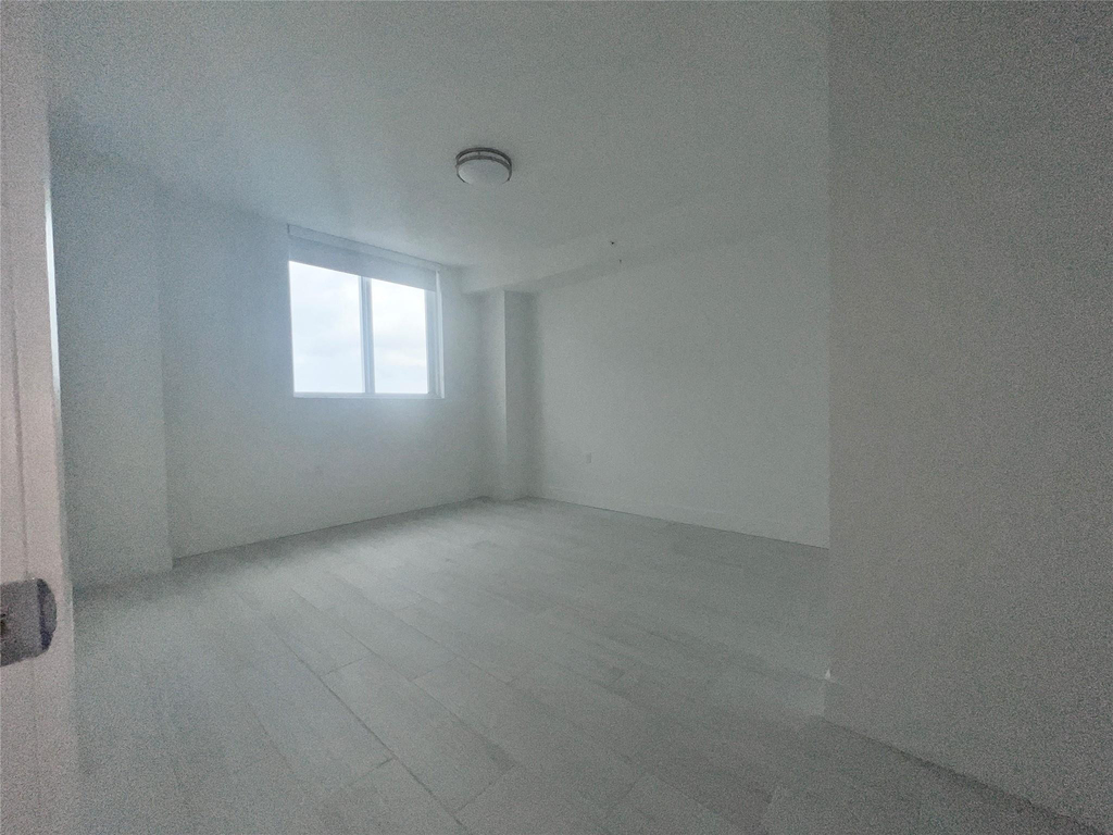 601 E Dania Beach Boulevard - Photo 7