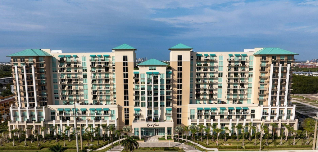 601 E Dania Beach Boulevard - Photo 24