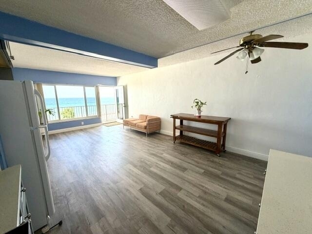 300 Oregon Street - Photo 5