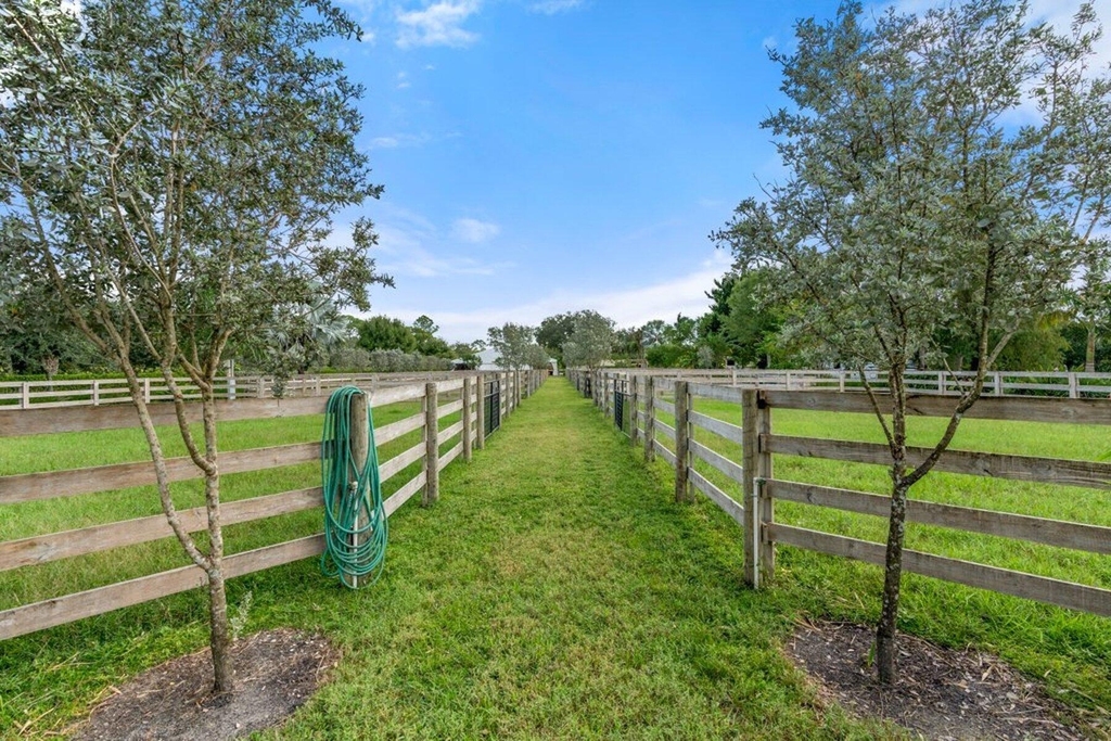 1754 B Road - Photo 27