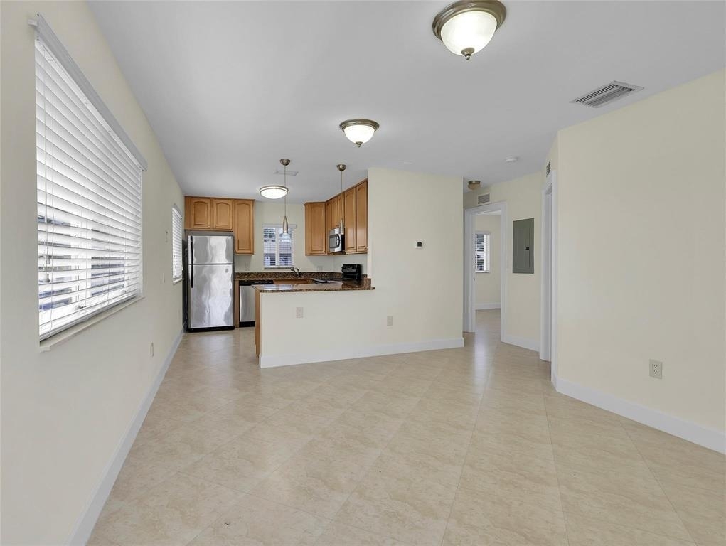410 Sw 15th Street - Photo 0