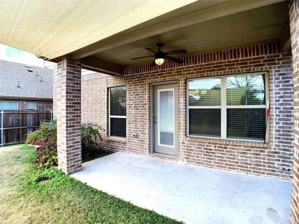 9828 Moccasin Creek Lane - Photo 24