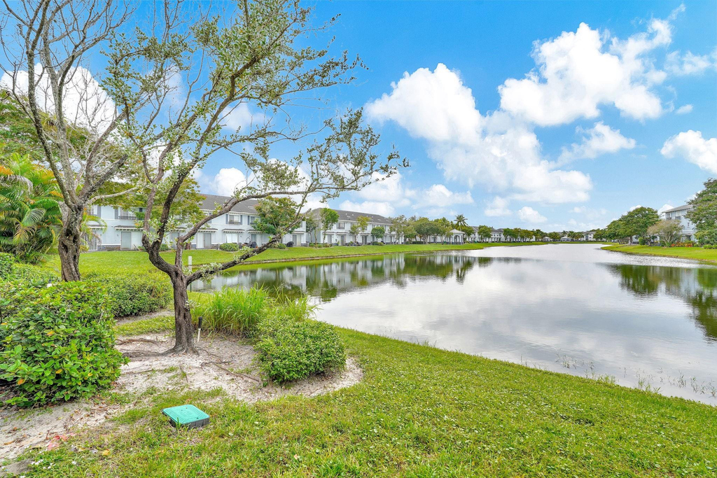1427 Nw 34th Way - Photo 44