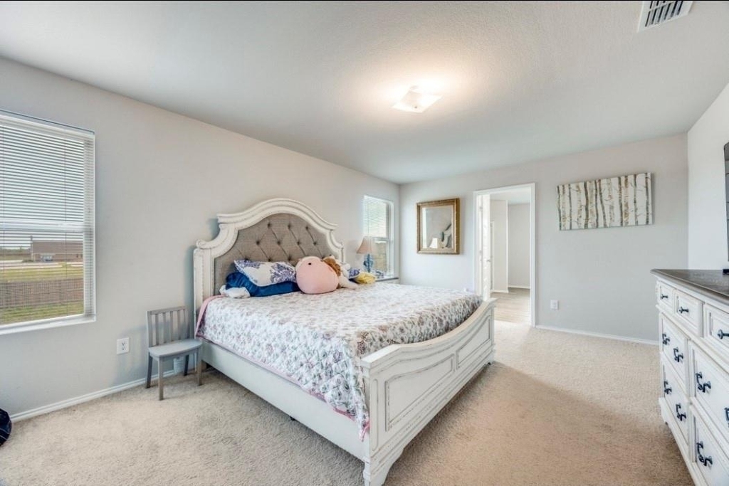 926 Hurstwood Drive - Photo 5