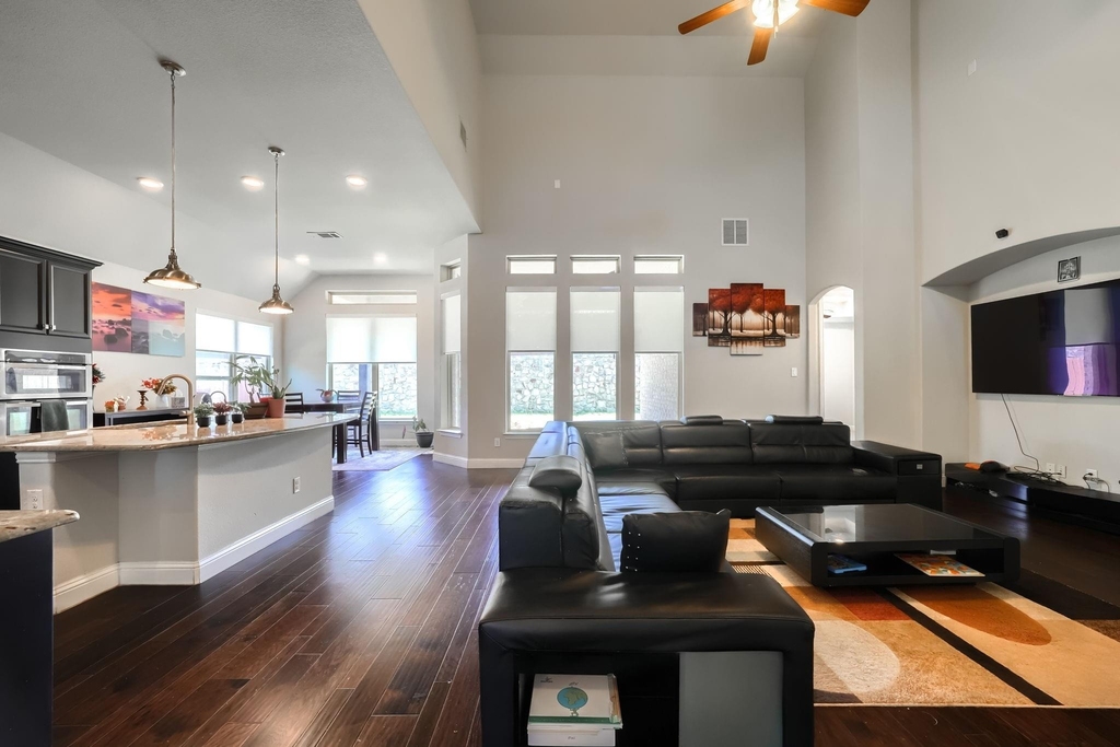 1519 Bedstraw Lane - Photo 9