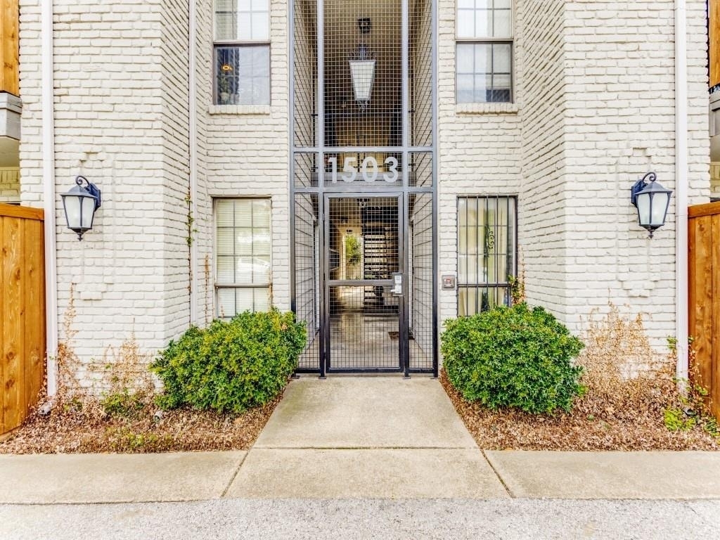 1503 N Garrett Avenue - Photo 0