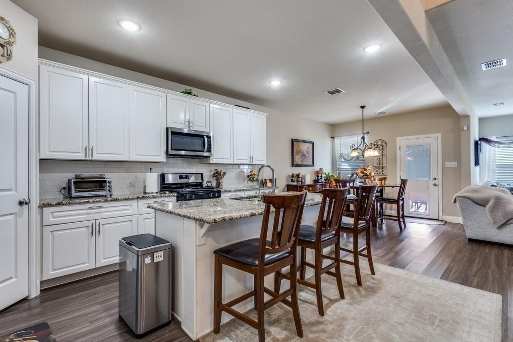 2821 Inn Kitchen Way - Photo 8