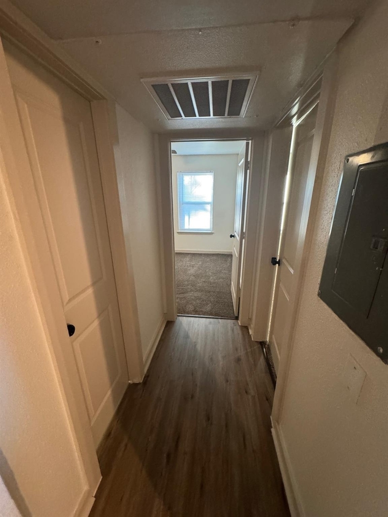 7300 Comanche Trail - Photo 3