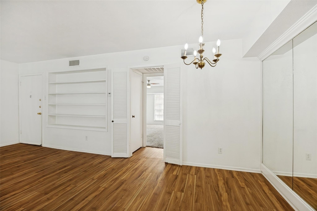 12888 Montfort Drive - Photo 6