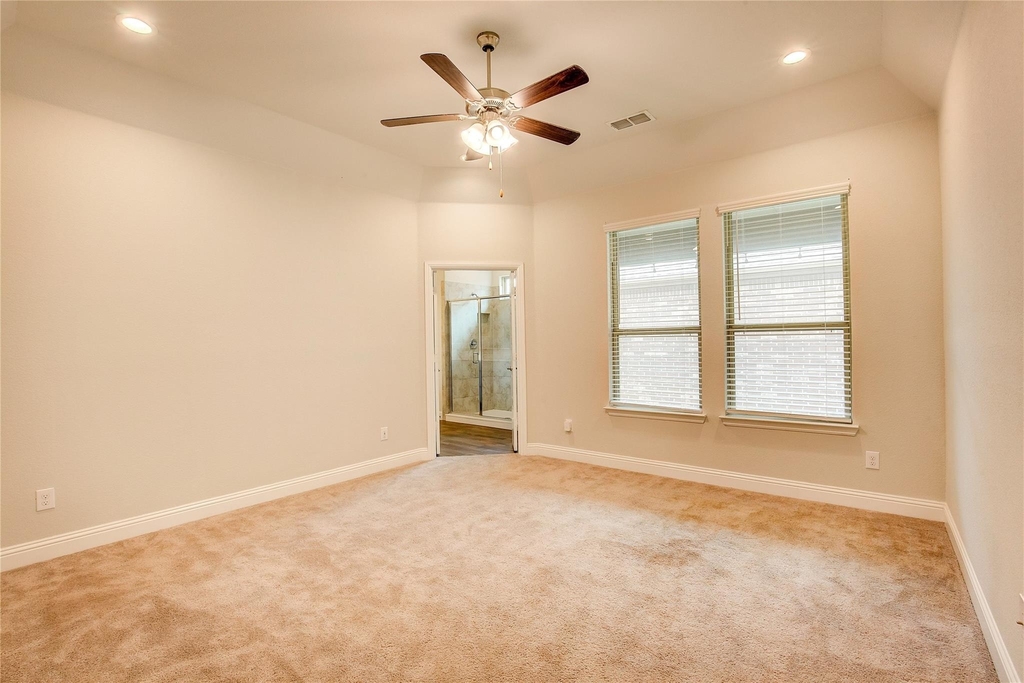 820 10th Street - Photo 33