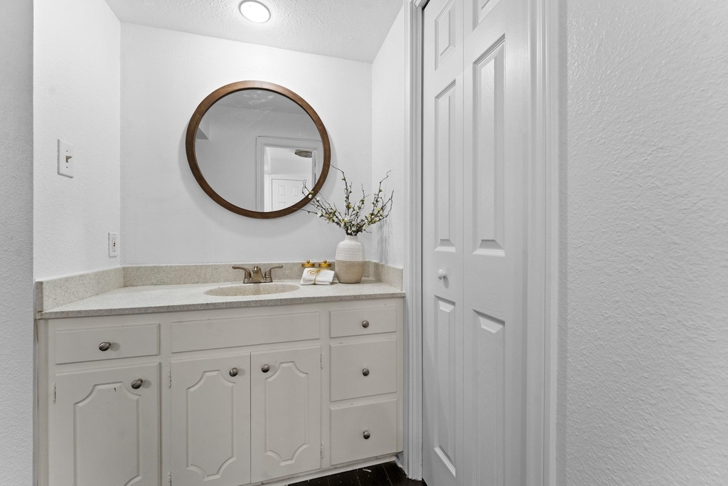 1807 Holm Oak Street - Photo 19