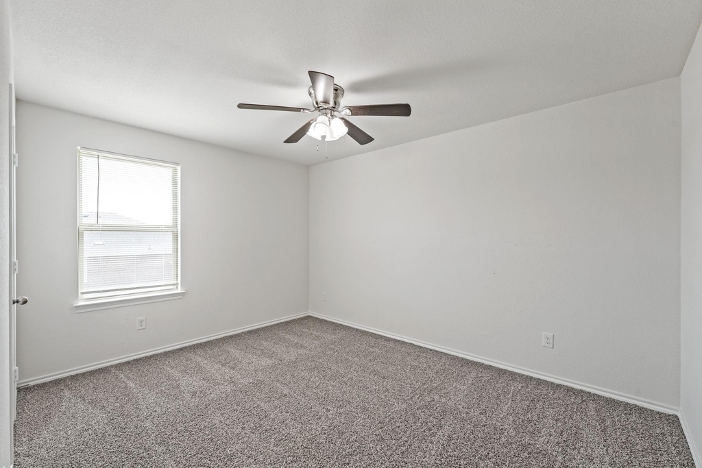 728 Fueller Drive - Photo 22