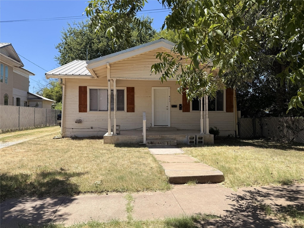 405 W Chandler Street - Photo 0