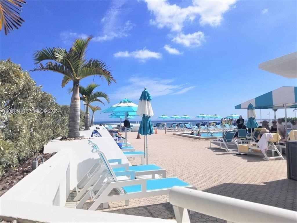 3140 S Ocean Drive - Photo 0