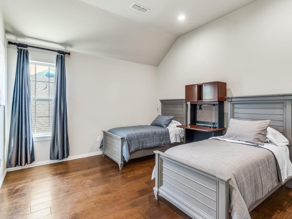 7110 Waterbury Drive - Photo 22
