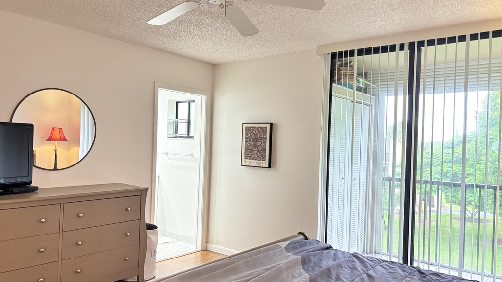 5130 Las Verdes Circle - Photo 14