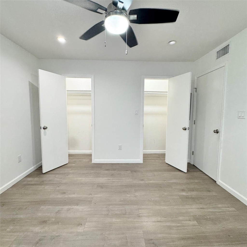 5010 San Jacinto Street - Photo 8
