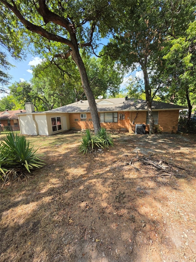5415 Spruce View Drive - Photo 10