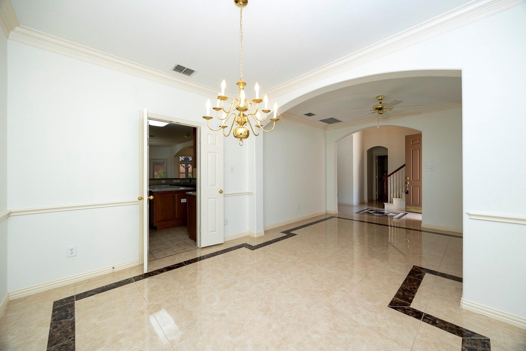 10002 River Bend Drive - Photo 9