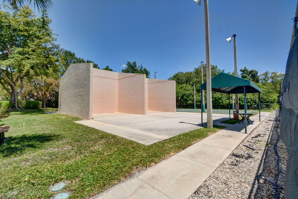 2581 Carambola Circle N - Photo 38
