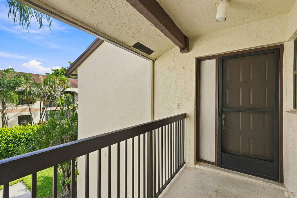2581 Carambola Circle N - Photo 2