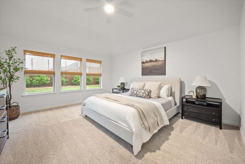 2204 Saratoga Drive - Photo 27