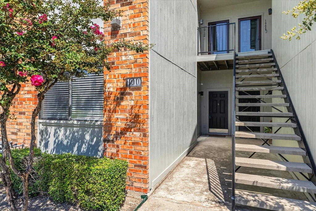 1910 Signal Ridge Place - Photo 23