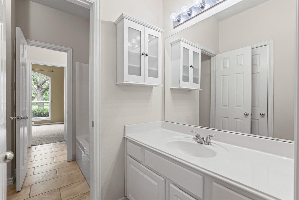 1612 Twin Oaks Drive - Photo 22