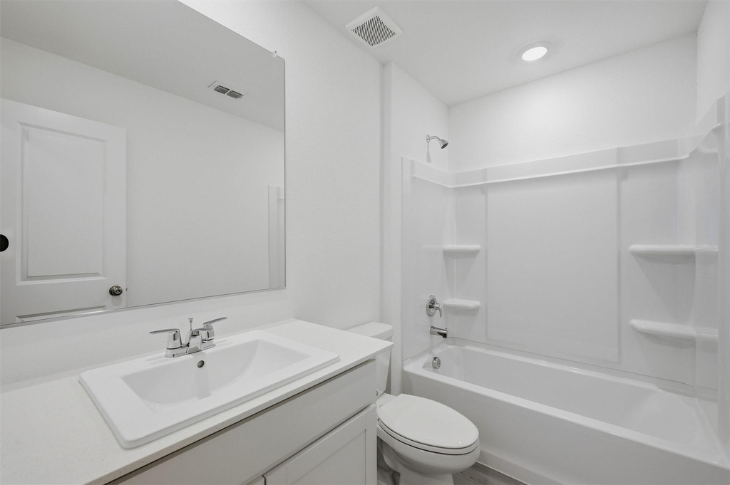 3924 Superior Place - Photo 12