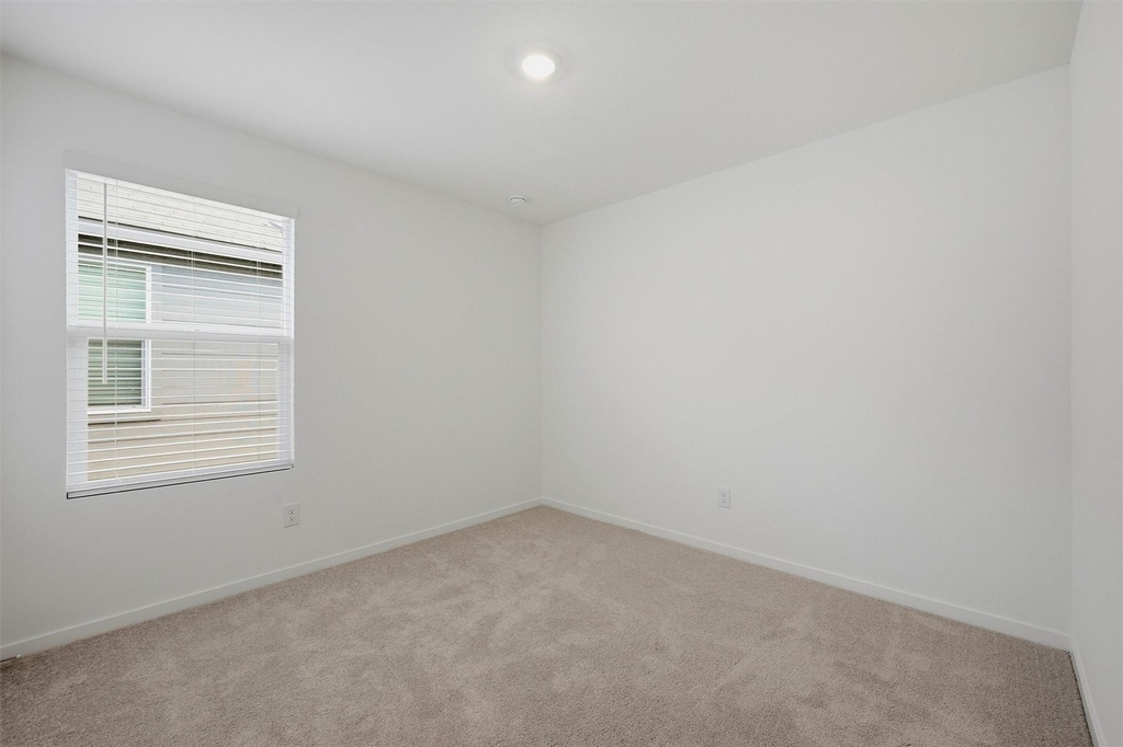 3924 Superior Place - Photo 13