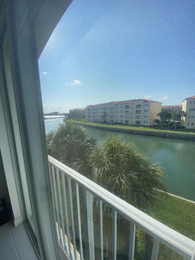 7 Harbour Isle Drive E - Photo 12