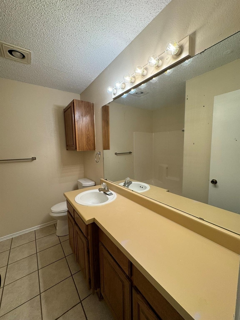 4501 Mizzenmast Court - Photo 9
