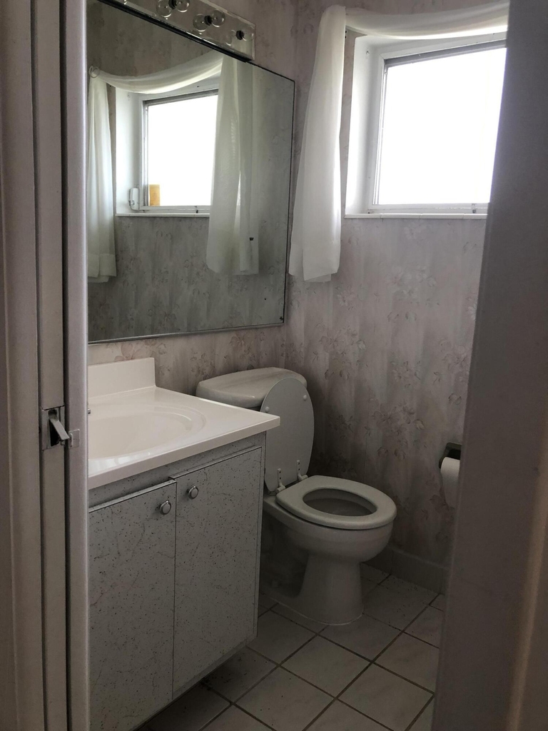 2671 Barkley Drive W - Photo 3