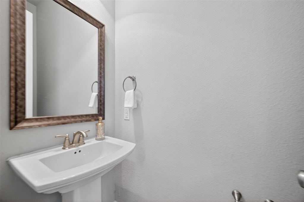 3620 Walden Drive - Photo 23