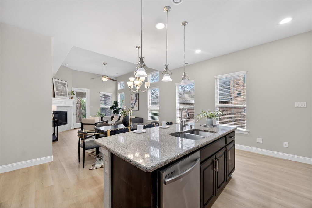 3620 Walden Drive - Photo 3