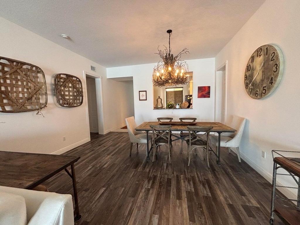 12 Harbour Isle Drive W - Photo 3
