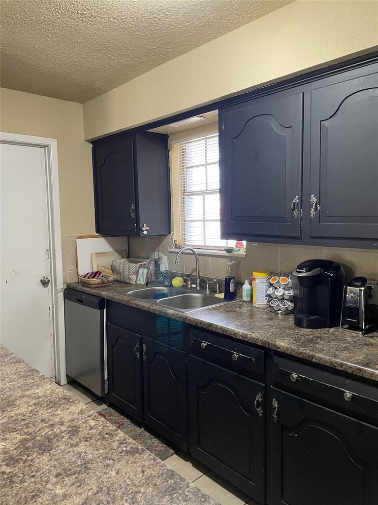 2717 S 41st Street - Photo 12