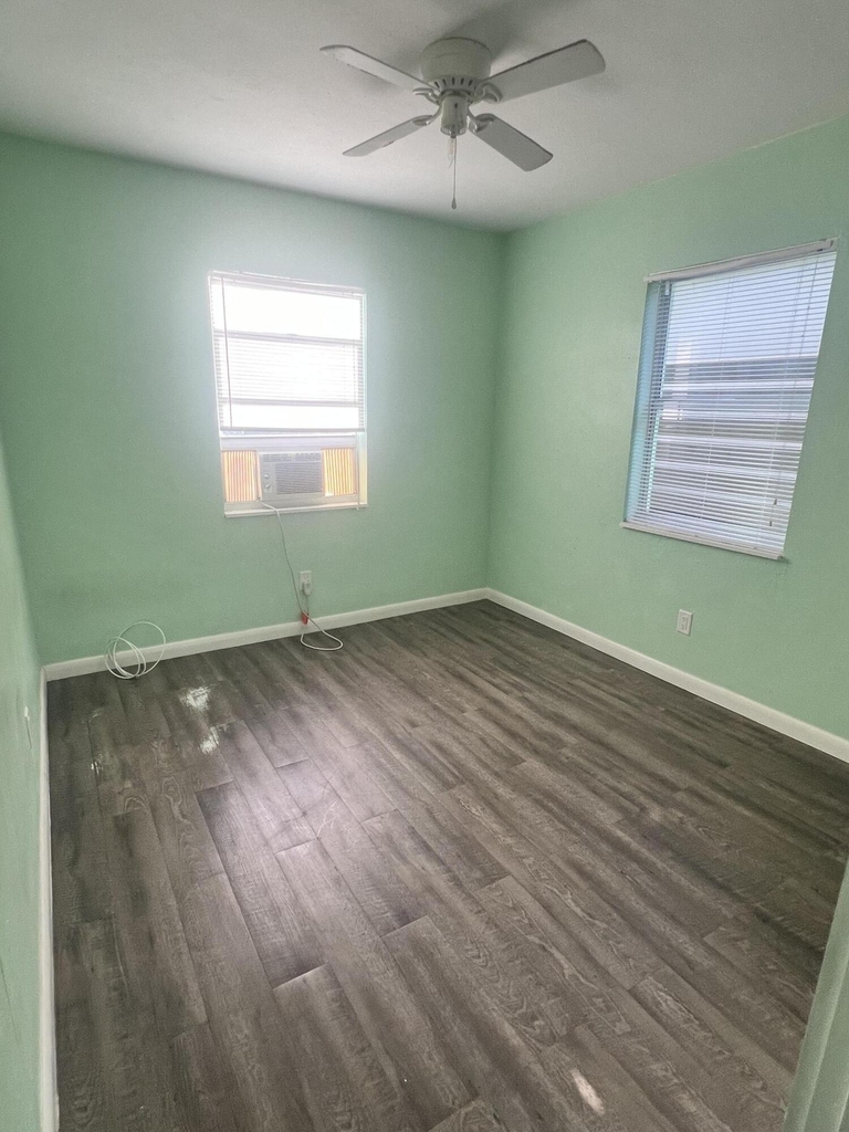 601 N D Street - Photo 6