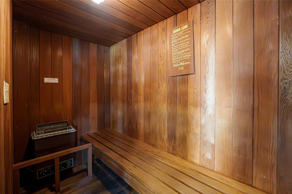 1340 Ne 28th Avenue - Photo 23