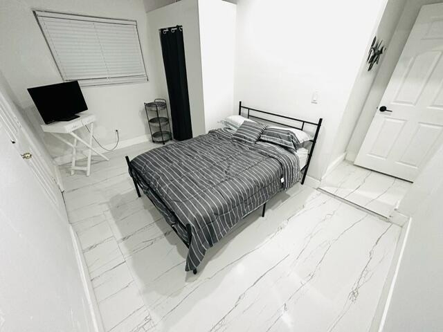 55 Nw 47th Street - Photo 3