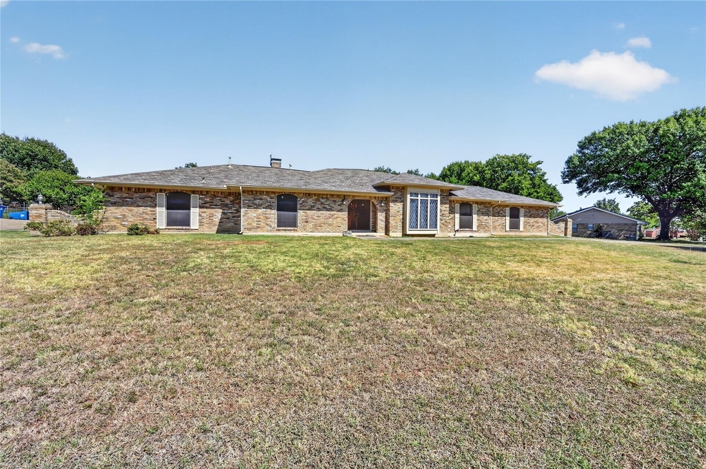 1226 Ranch Valley Drive - Photo 2