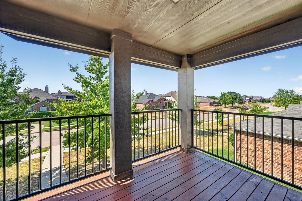 1518 Illinois Avenue - Photo 1
