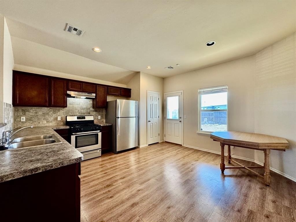 11656 Nw 134th Street - Photo 5
