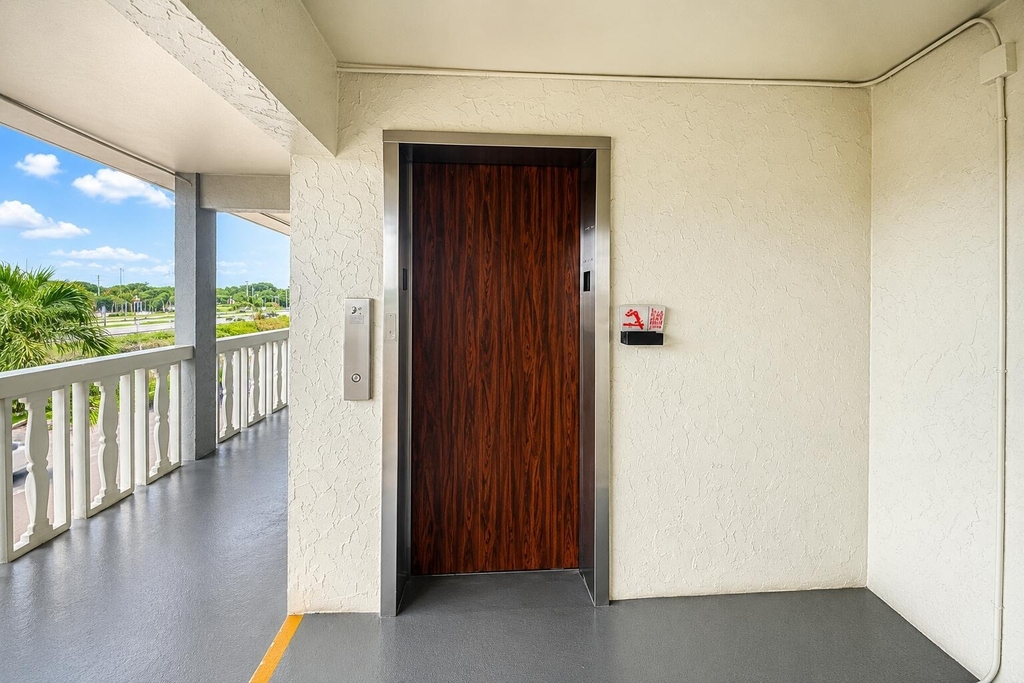 9872 Marina Boulevard - Photo 7