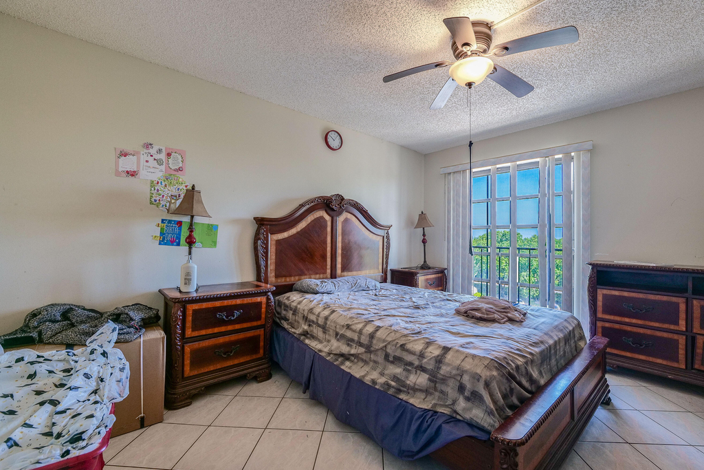 5570 Nw 44th Street - Photo 10