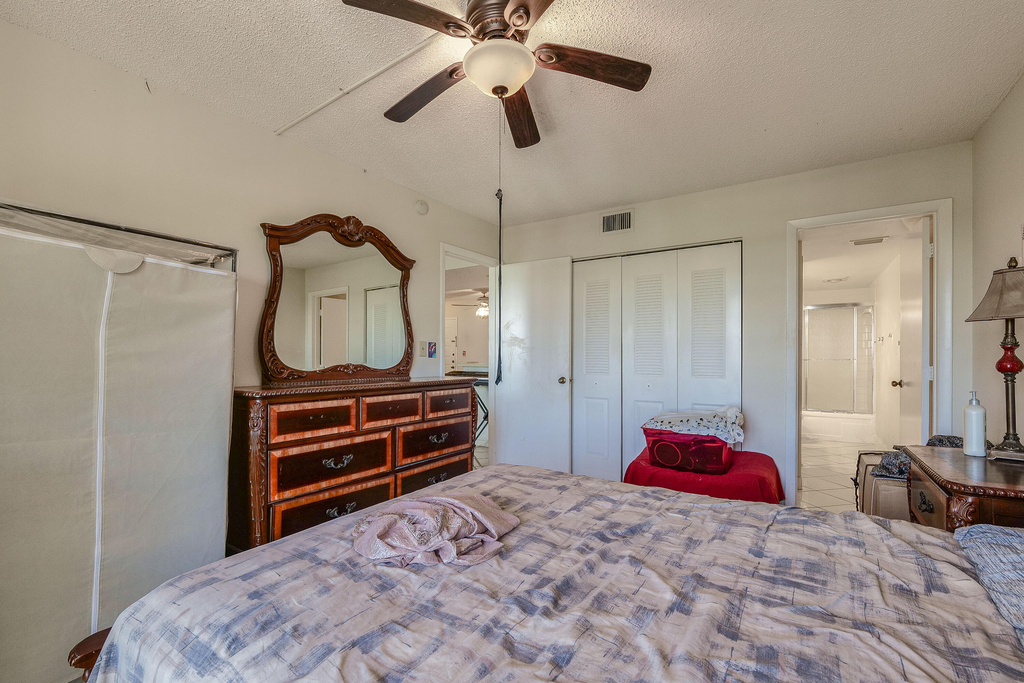 5570 Nw 44th Street - Photo 11