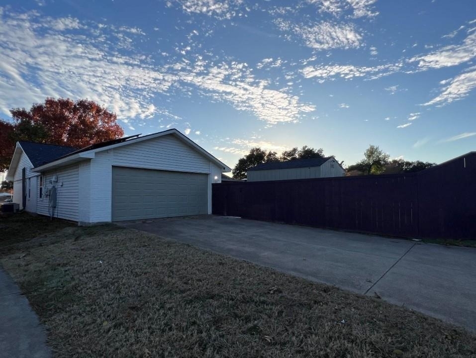 3129 Pinewood Drive - Photo 7