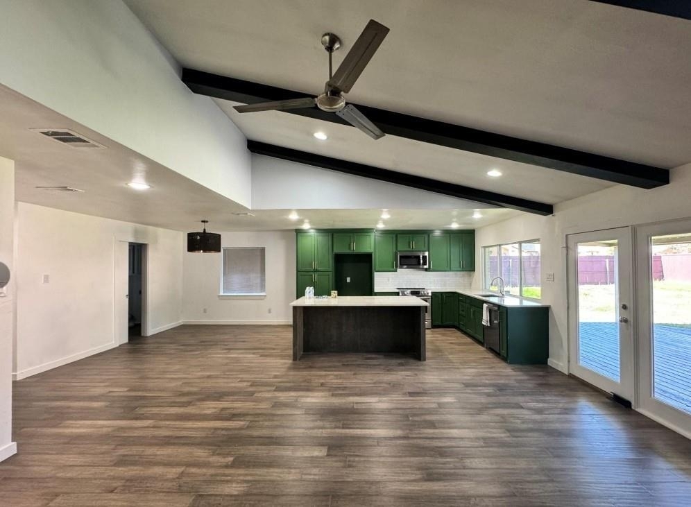 3129 Pinewood Drive - Photo 2